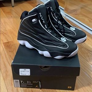 Jordan Pro Strong Size 7